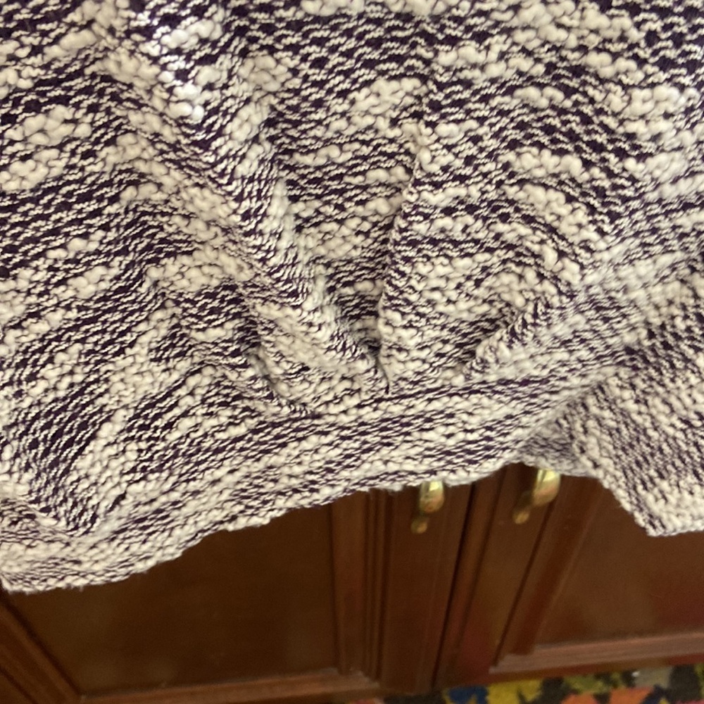 Sweater - Picture 4 of 5